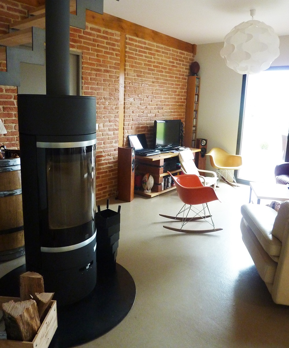 maison-ambiance-brique-salon