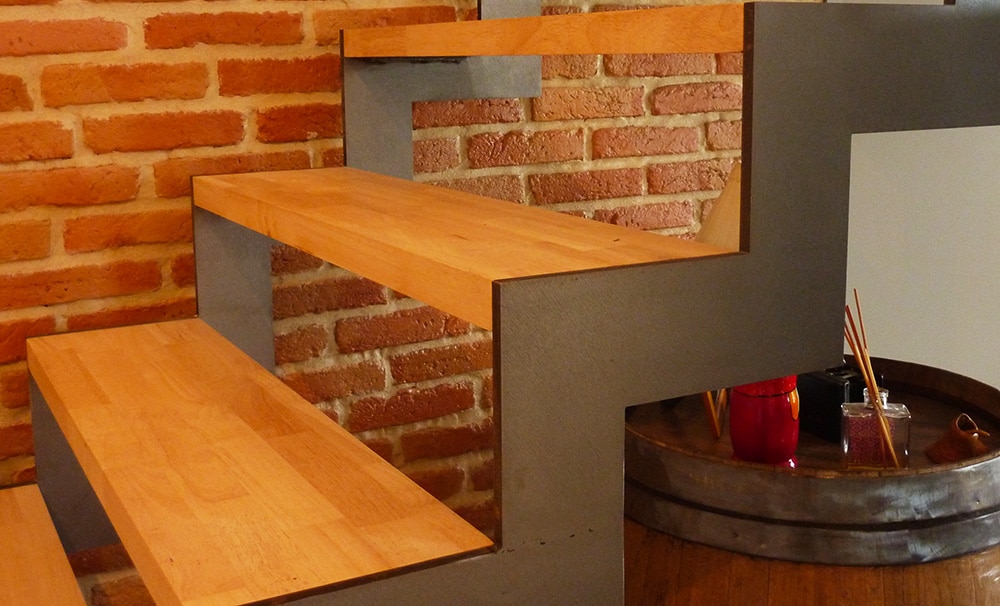 maison individuelle escalier contemporain métal bois